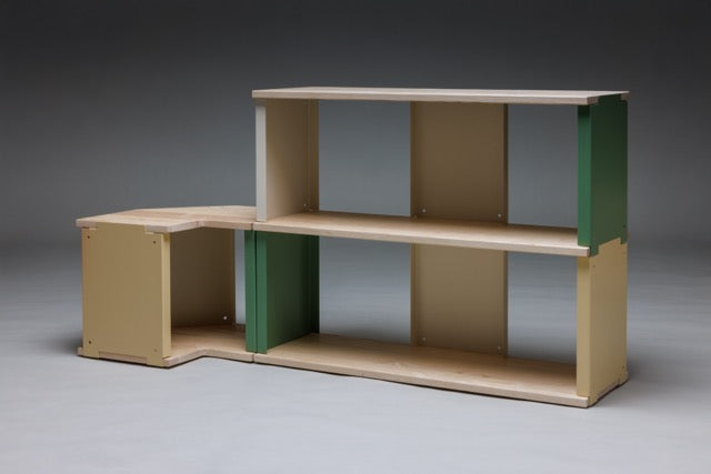 Modulares Regalsystem aus Eiche oder Esche& farbigem Stahl – Christoph Steiger Möbeldesign.